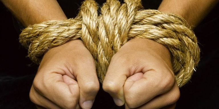 Read more about the article ΟΙ  ΤΡΕΙΣ  ΒΑΣΙΚΟΙ  ΛΟΓΟΙ