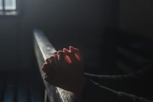 Read more about the article ΣΤΙΓΜΕΣ ΠΙΣΤΗΣ